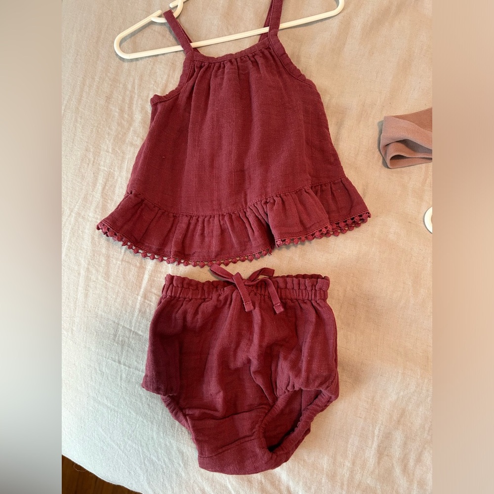 Jamie Kay set 6-12 m